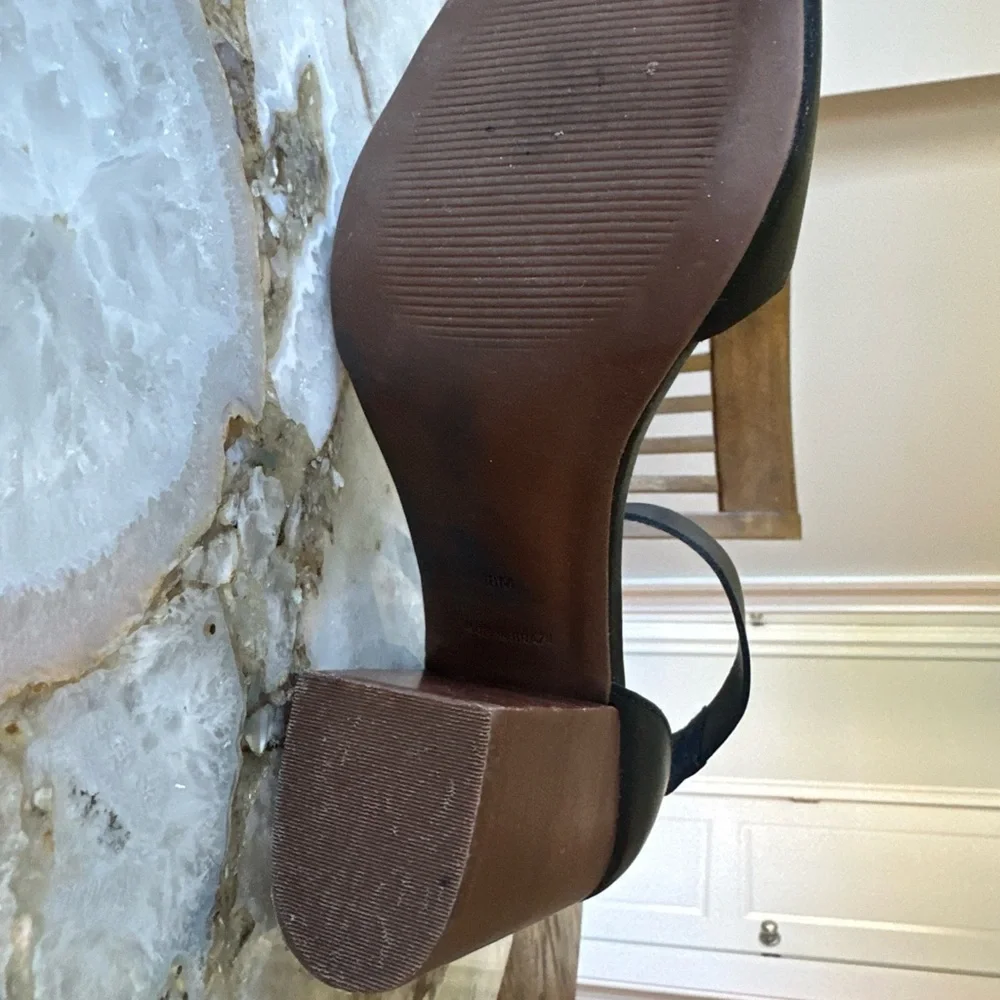 Steve Madden Leather Black Heels - Picture 6 of 6